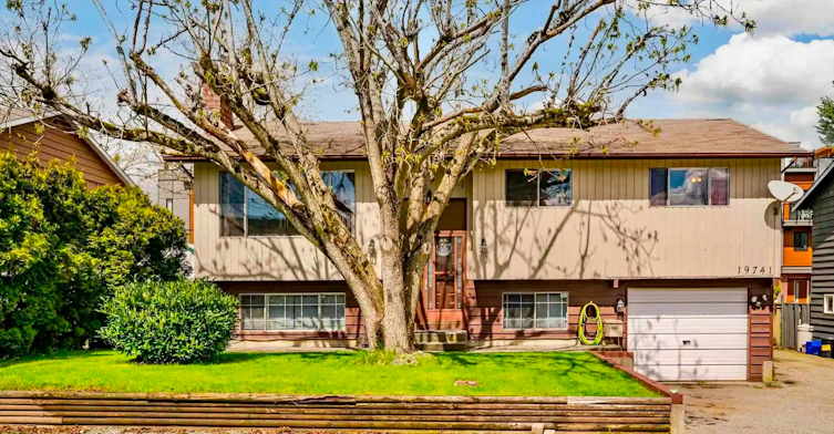 Main-19741 54a Avenue, Langley, BC, V3A 3W4 - 3