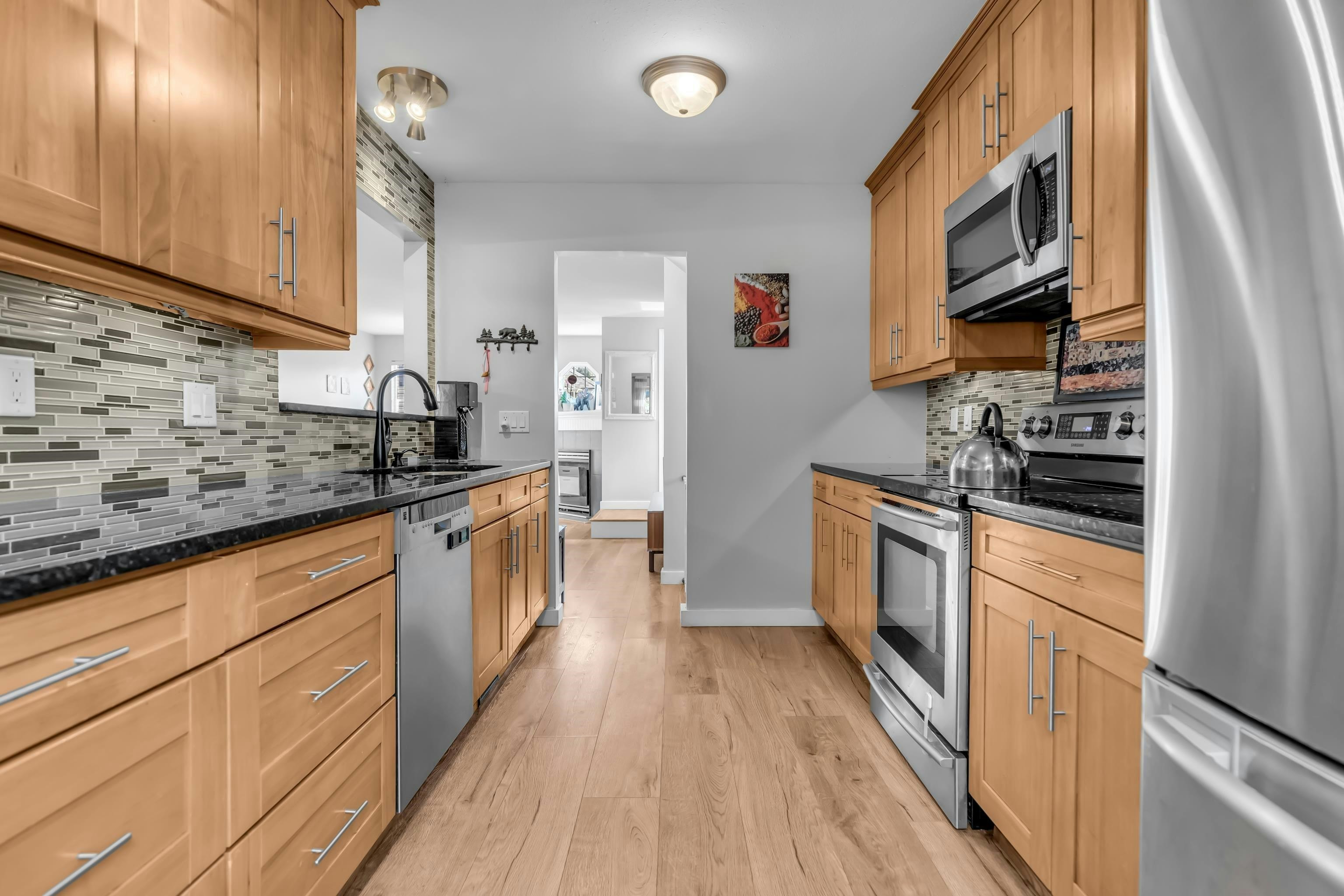 51-11229 232 Street, Maple Ridge, BC, V2X 2N4 - 11