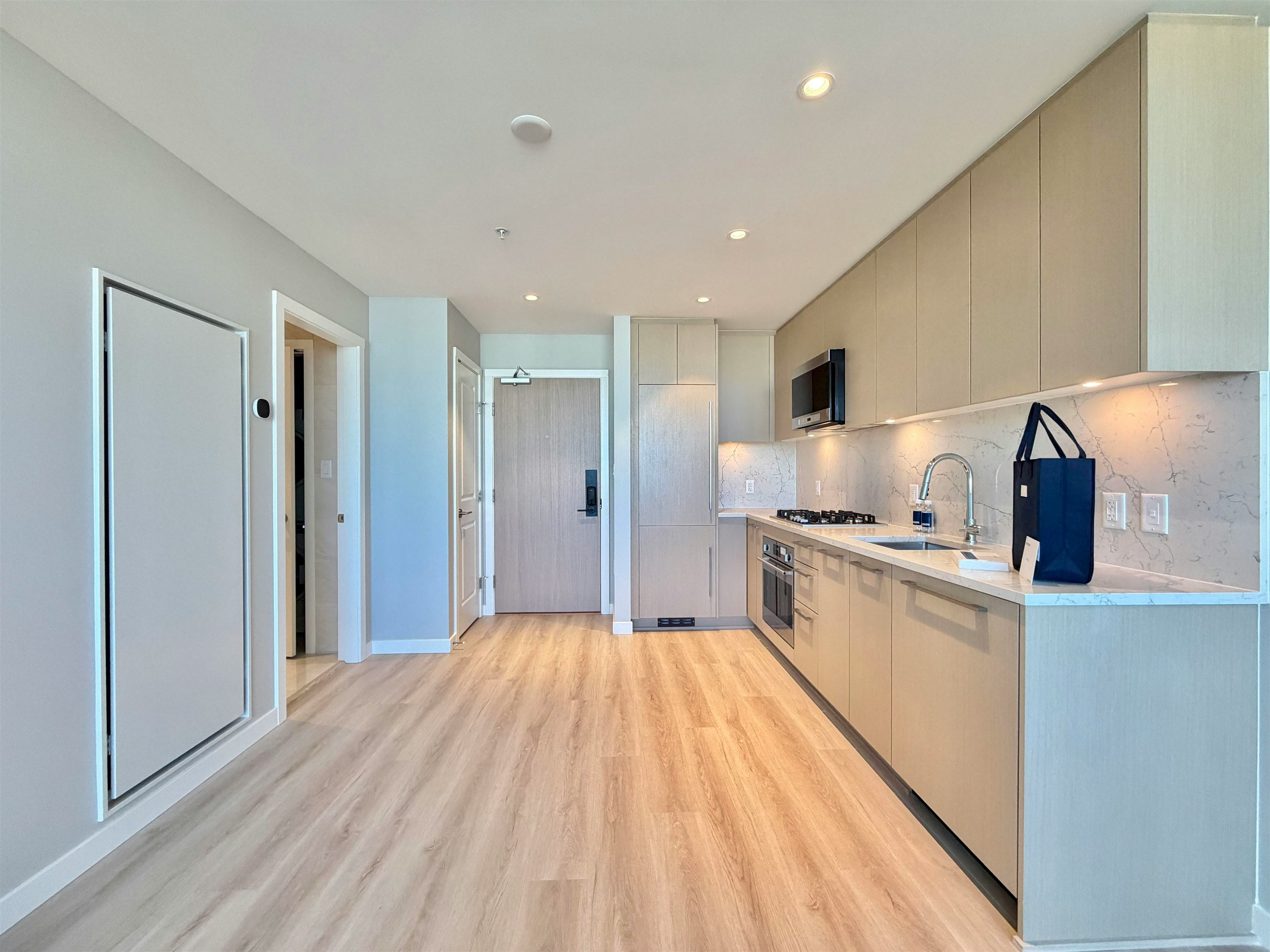 1705-5938 Olive Avenue, Burnaby, BC, V5H 0M6 - 10