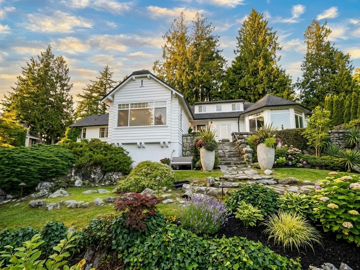 4670 Piccadilly South, West Vancouver, BC, V7W 1J7 - 14