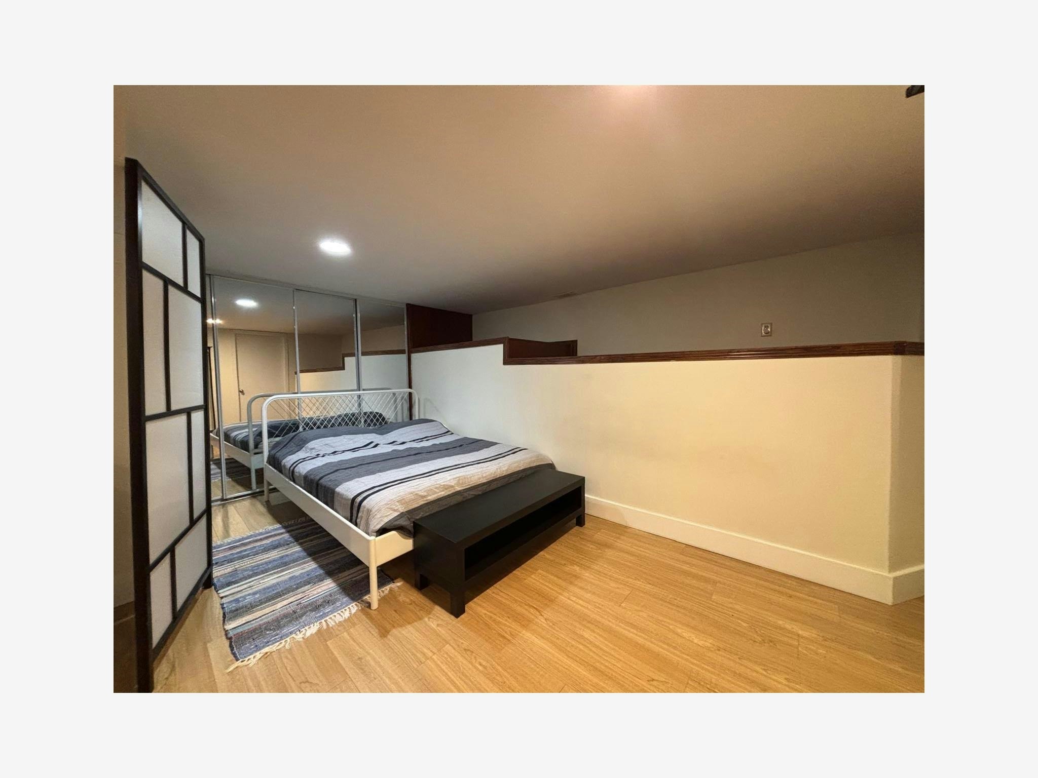 23** Bridgeman Avenue, North Vancouver, BC, V7P 3P4 - 6
