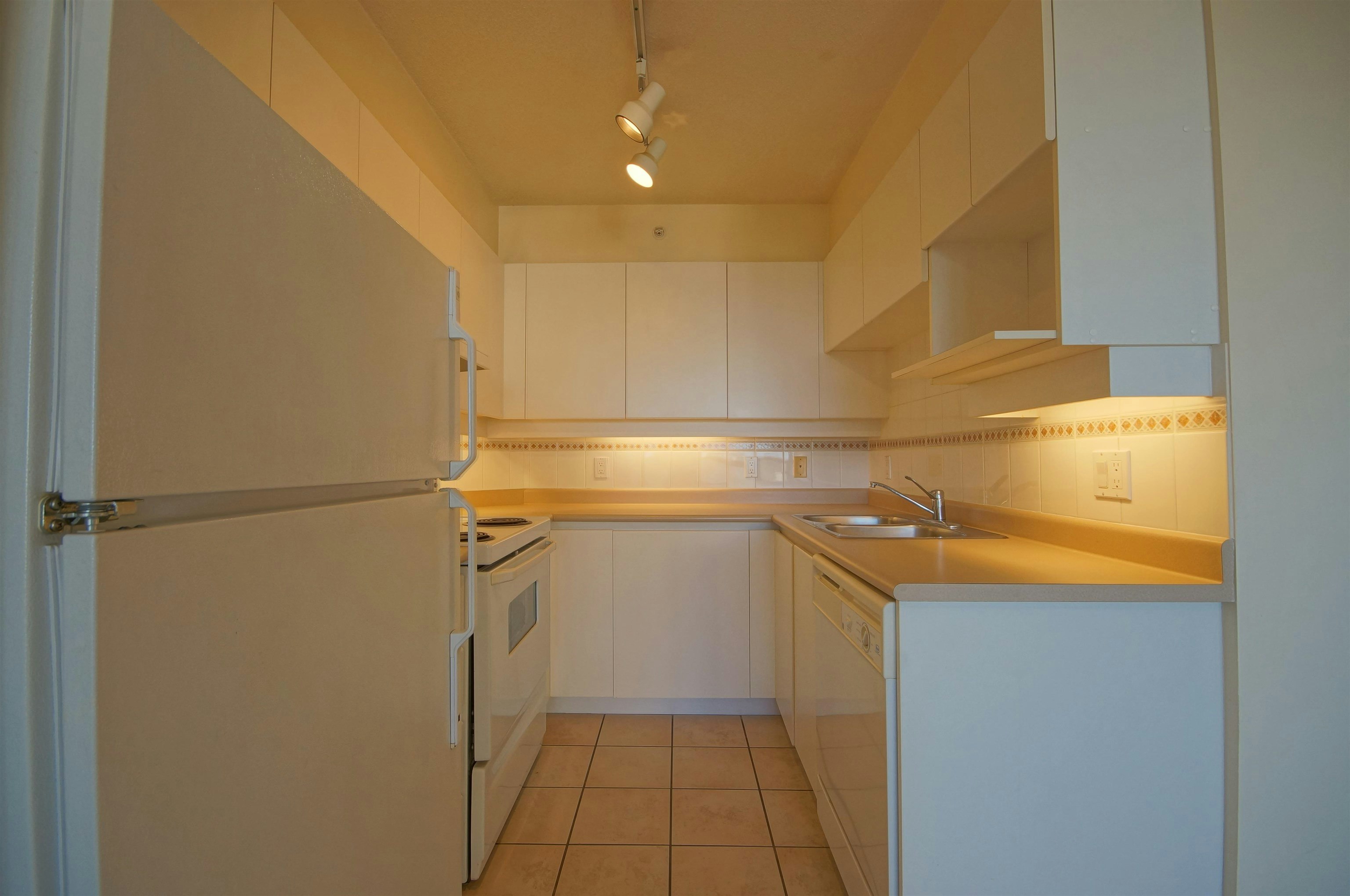 806-8297 Saba Road, Richmond, BC, V6Y 4B5 - 12
