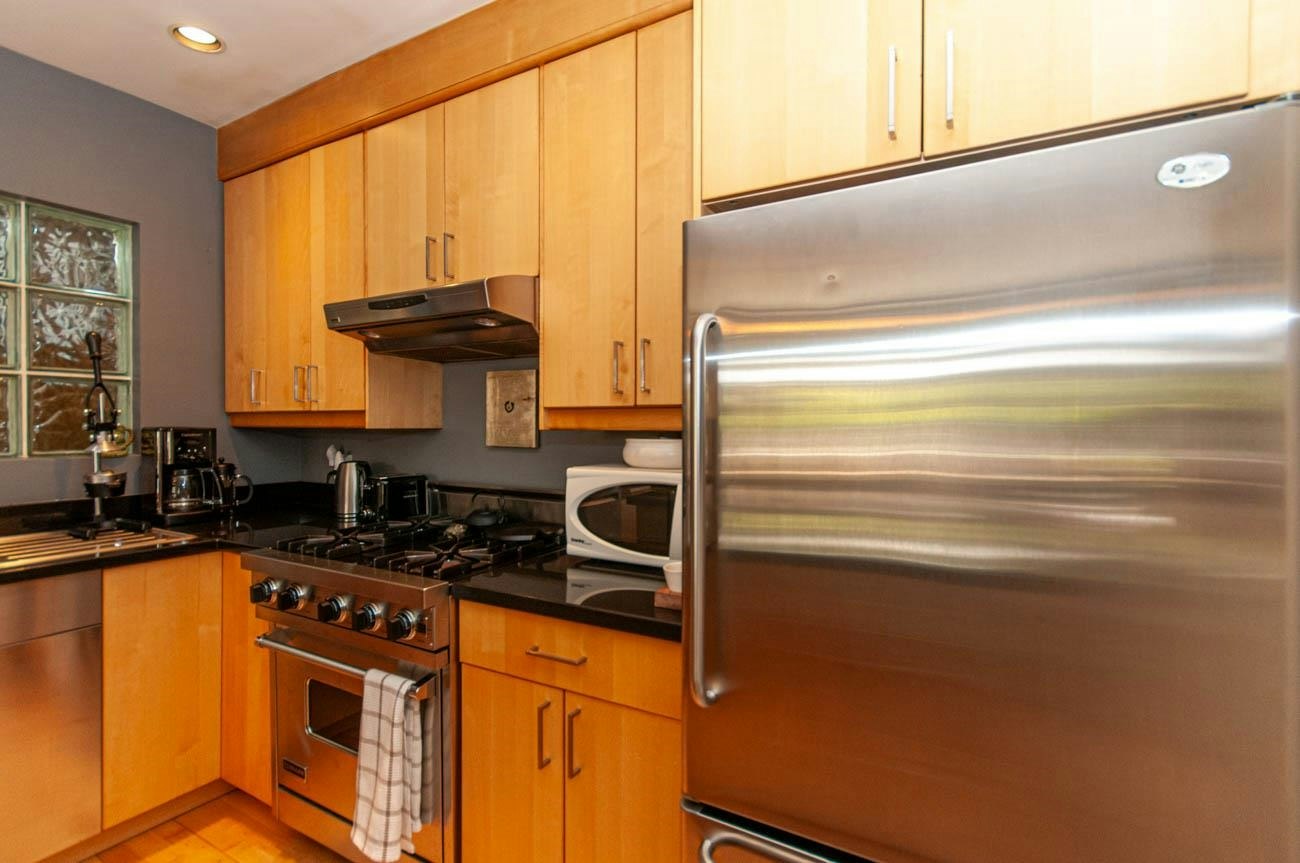 1375 Laburnum Street, Vancouver, BC, V6J 3W4 - 9