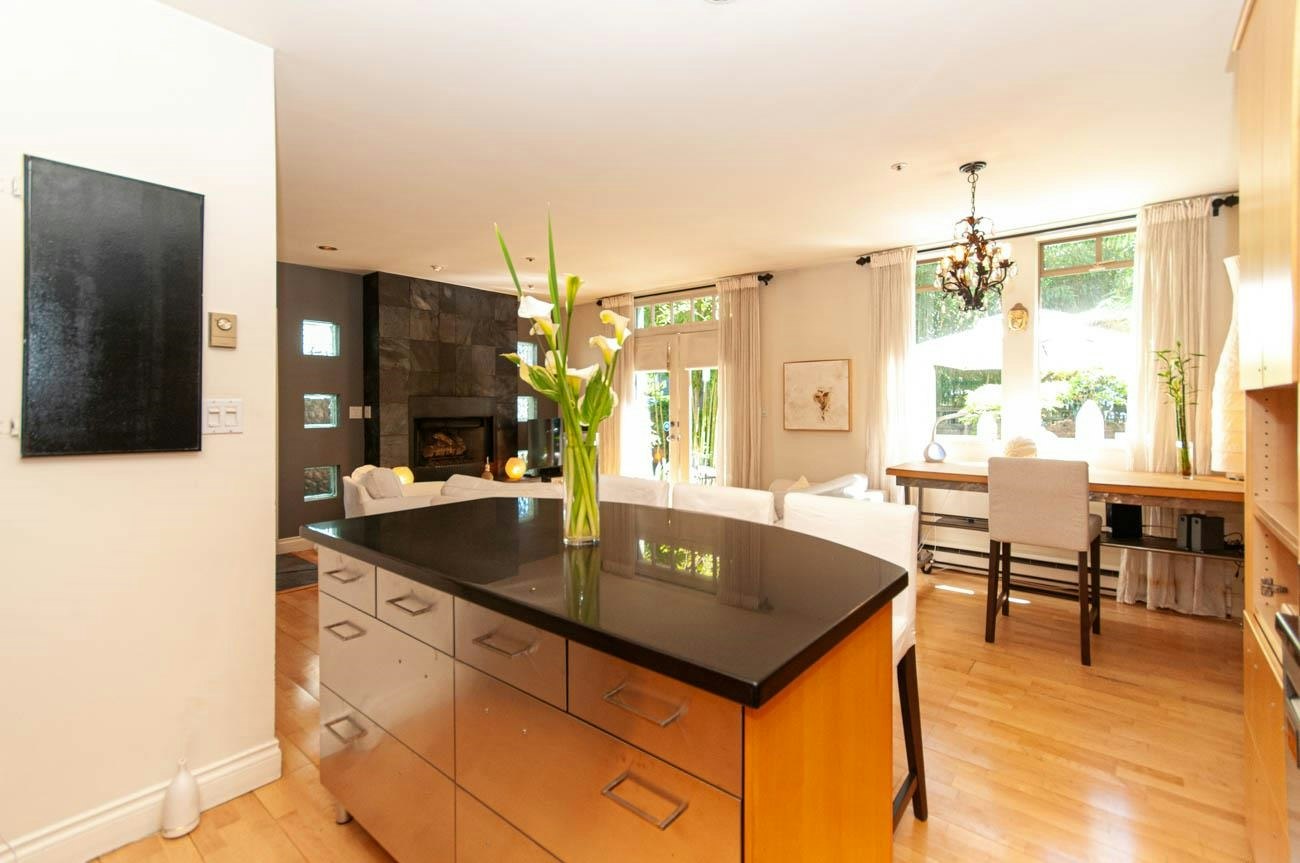 1375 Laburnum Street, Vancouver, BC, V6J 3W4 - 10