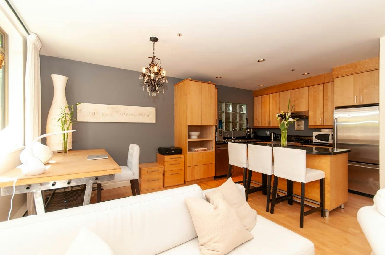 1375 Laburnum Street, Vancouver, BC, V6J 3W4 - 7