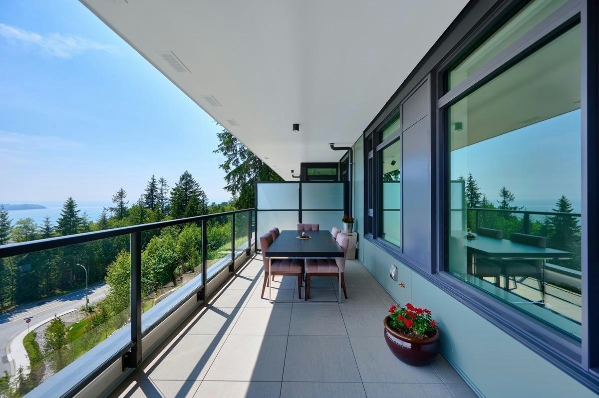 303-3101 Burfield Place, West Vancouver, BC, V7S 0B8 - 14