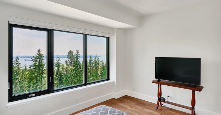 303-3101 Burfield Place, West Vancouver, BC, V7S 0B8 - 7