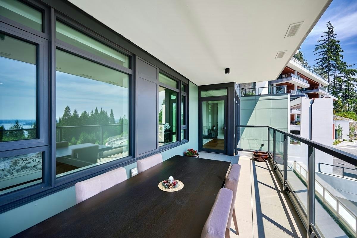 303-3101 Burfield Place, West Vancouver, BC, V7S 0B8 - 15