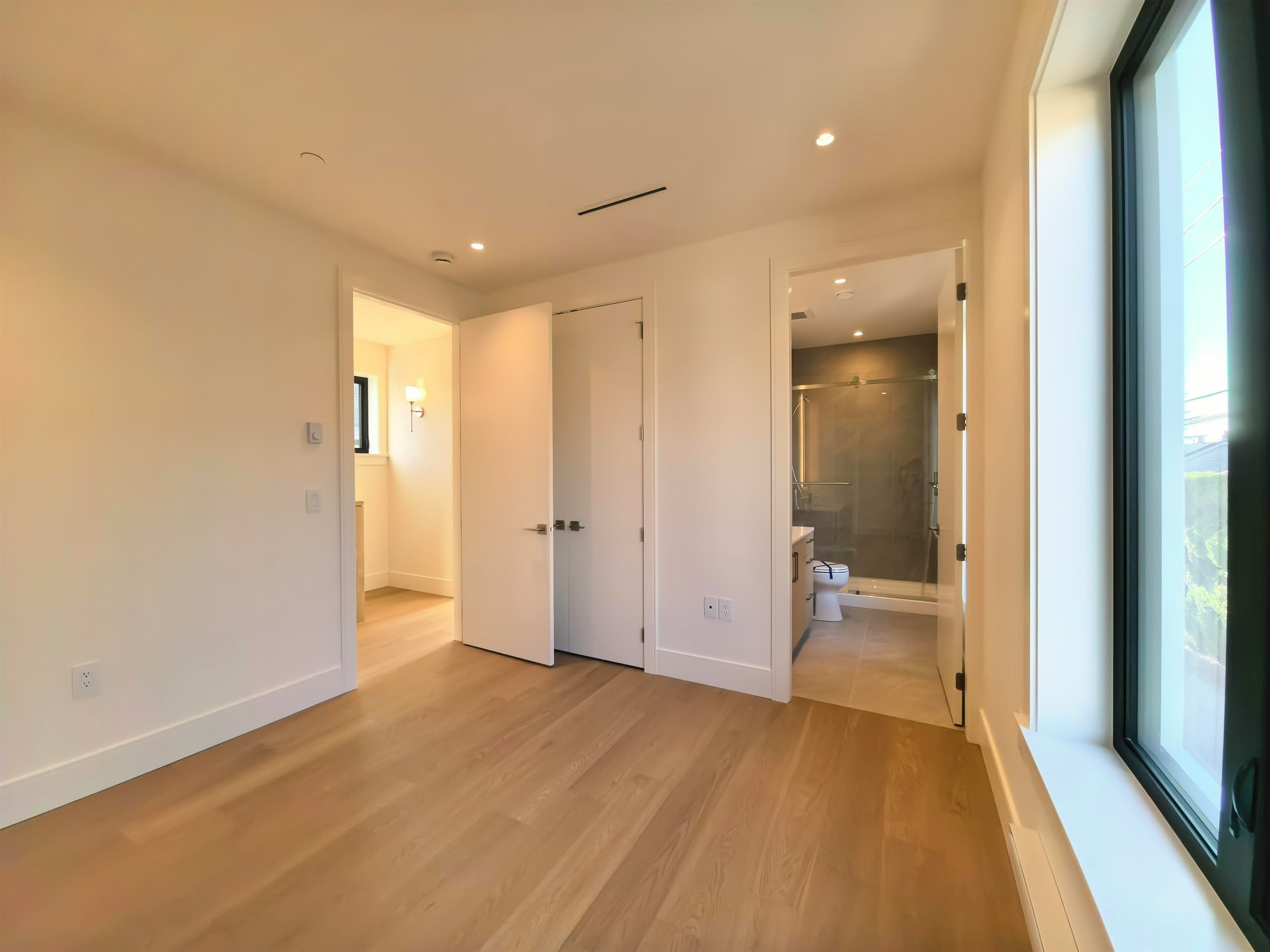 3000 West 44th Avenue, Vancouver, BC, V6N 3K5 - 11