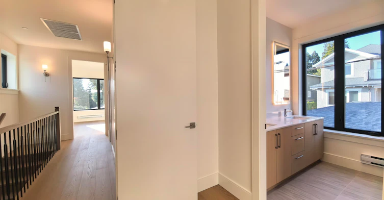 3000 West 44th Avenue, Vancouver, BC, V6N 3K5 - 10