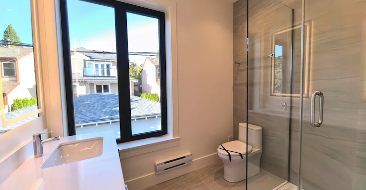 3000 West 44th Avenue, Vancouver, BC, V6N 3K5 - 16