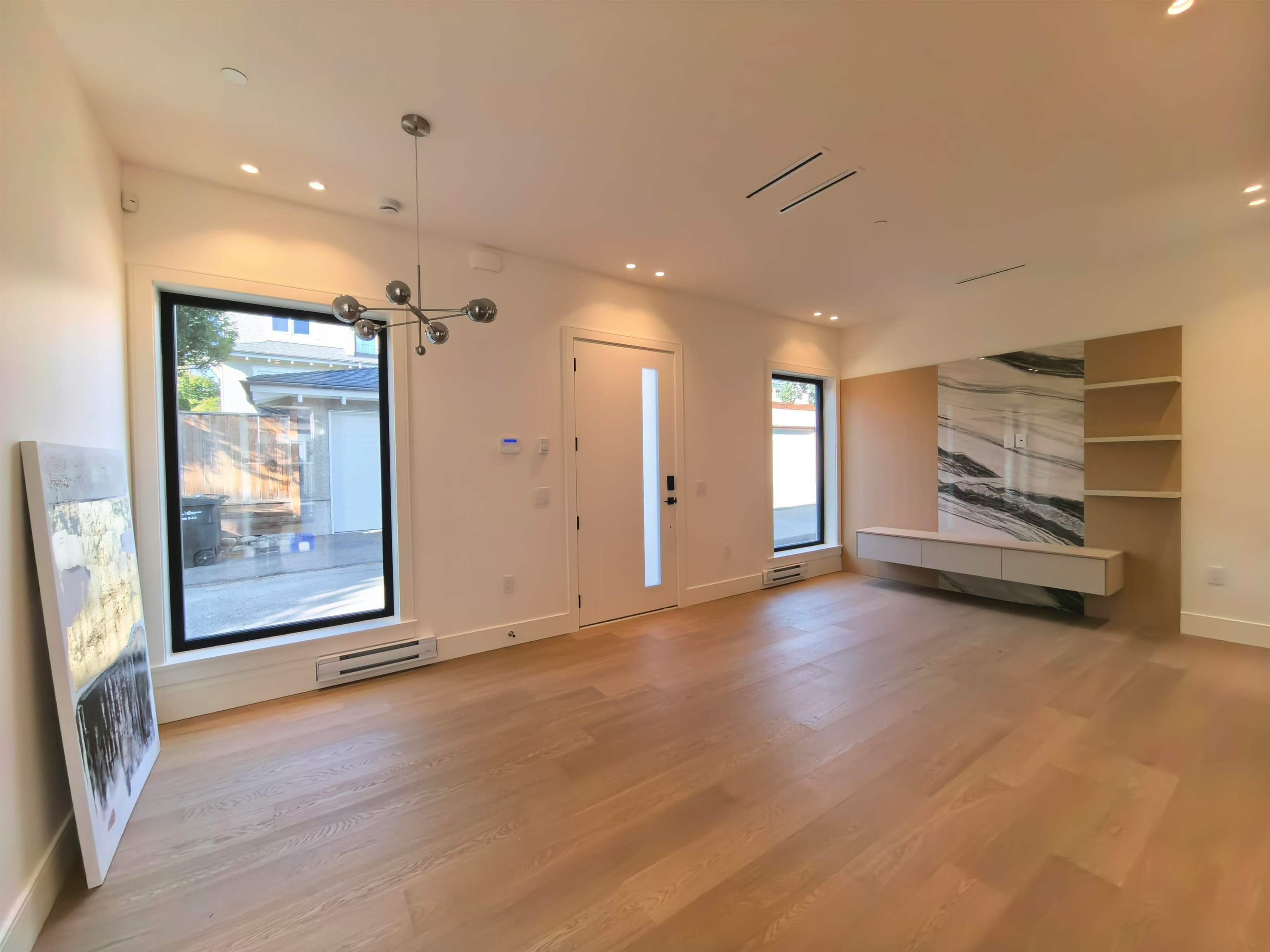 3000 West 44th Avenue, Vancouver, BC, V6N 3K5 - 4