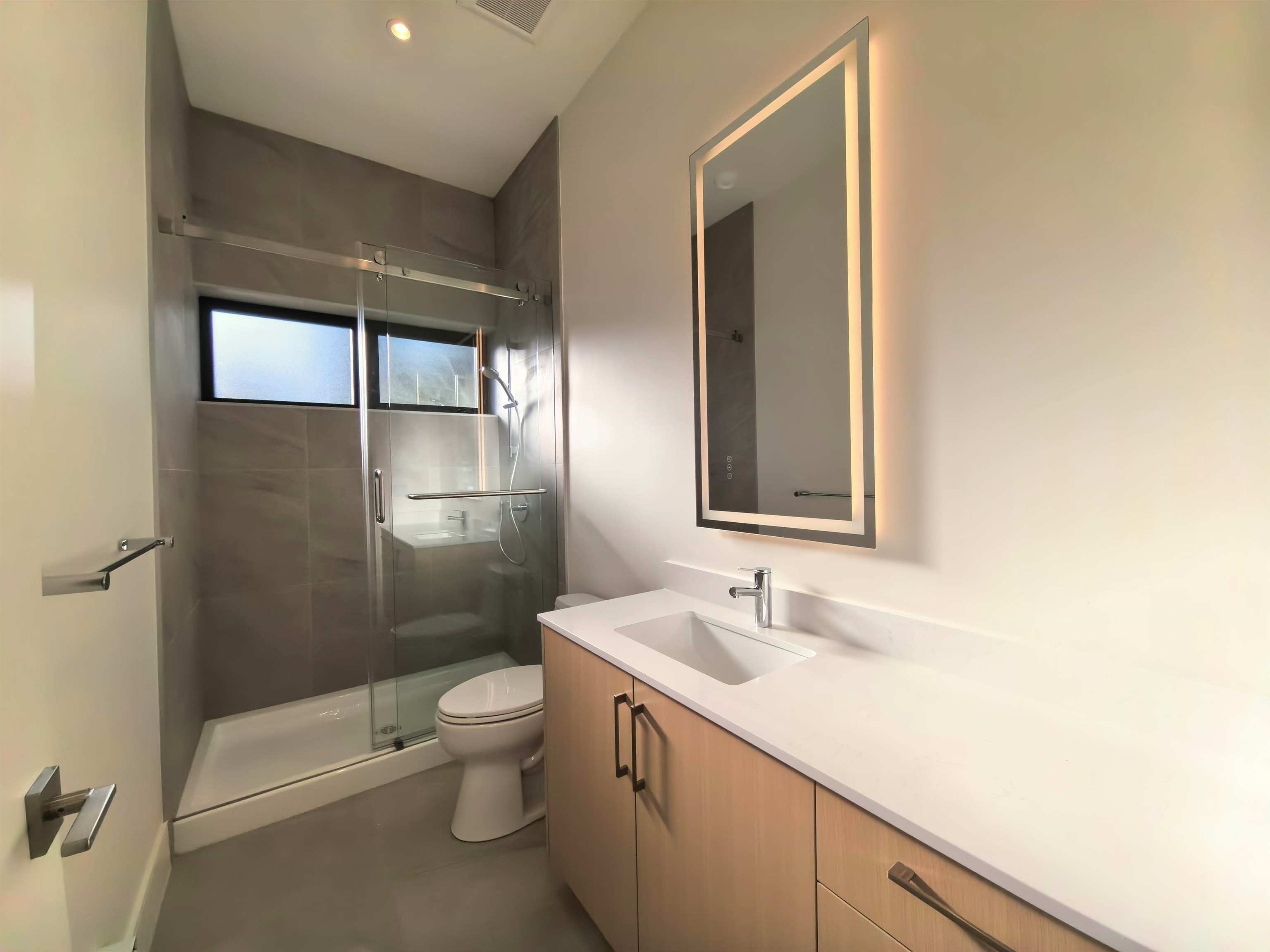 3000 West 44th Avenue, Vancouver, BC, V6N 3K5 - 13