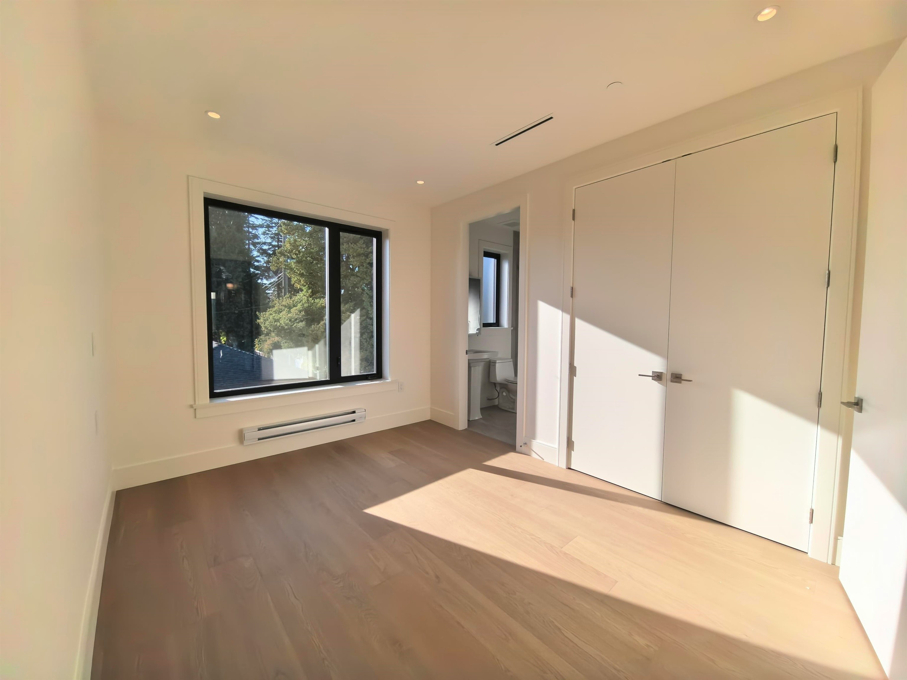 3000 West 44th Avenue, Vancouver, BC, V6N 3K5 - 5