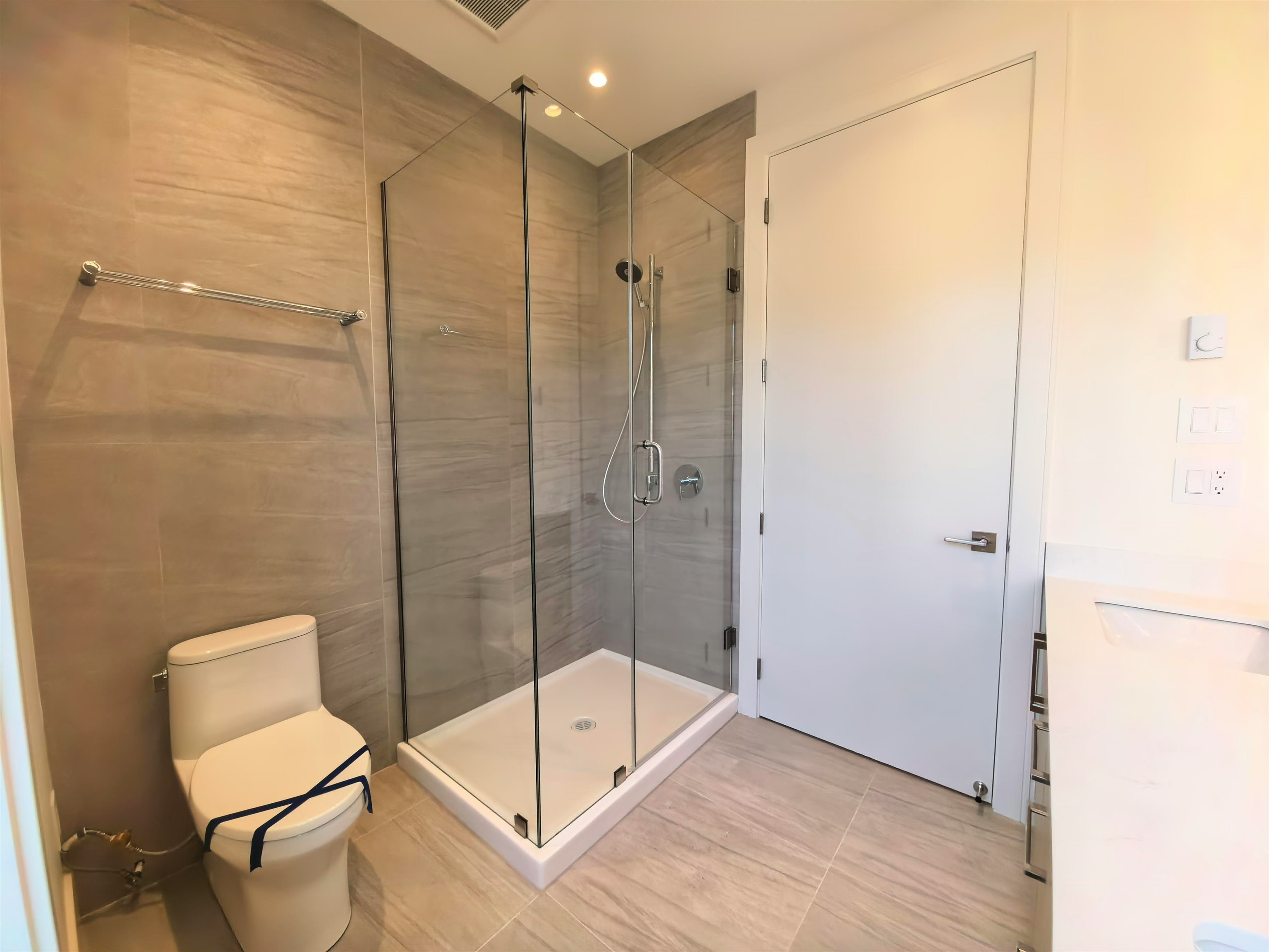 3000 West 44th Avenue, Vancouver, BC, V6N 3K5 - 15