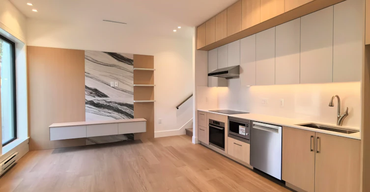 3000 West 44th Avenue, Vancouver, BC, V6N 3K5