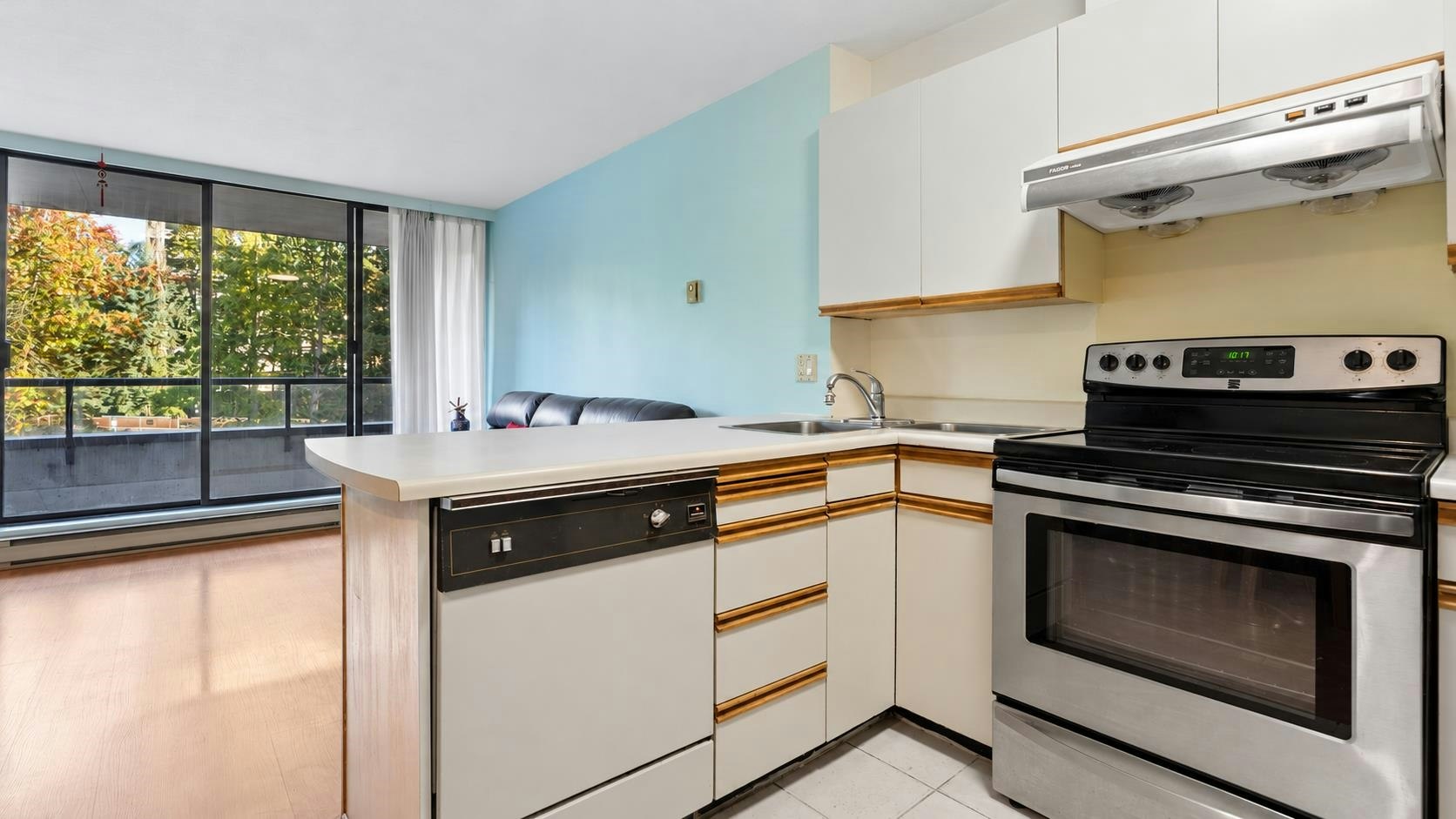 407-3970 Carrigan Court - 5