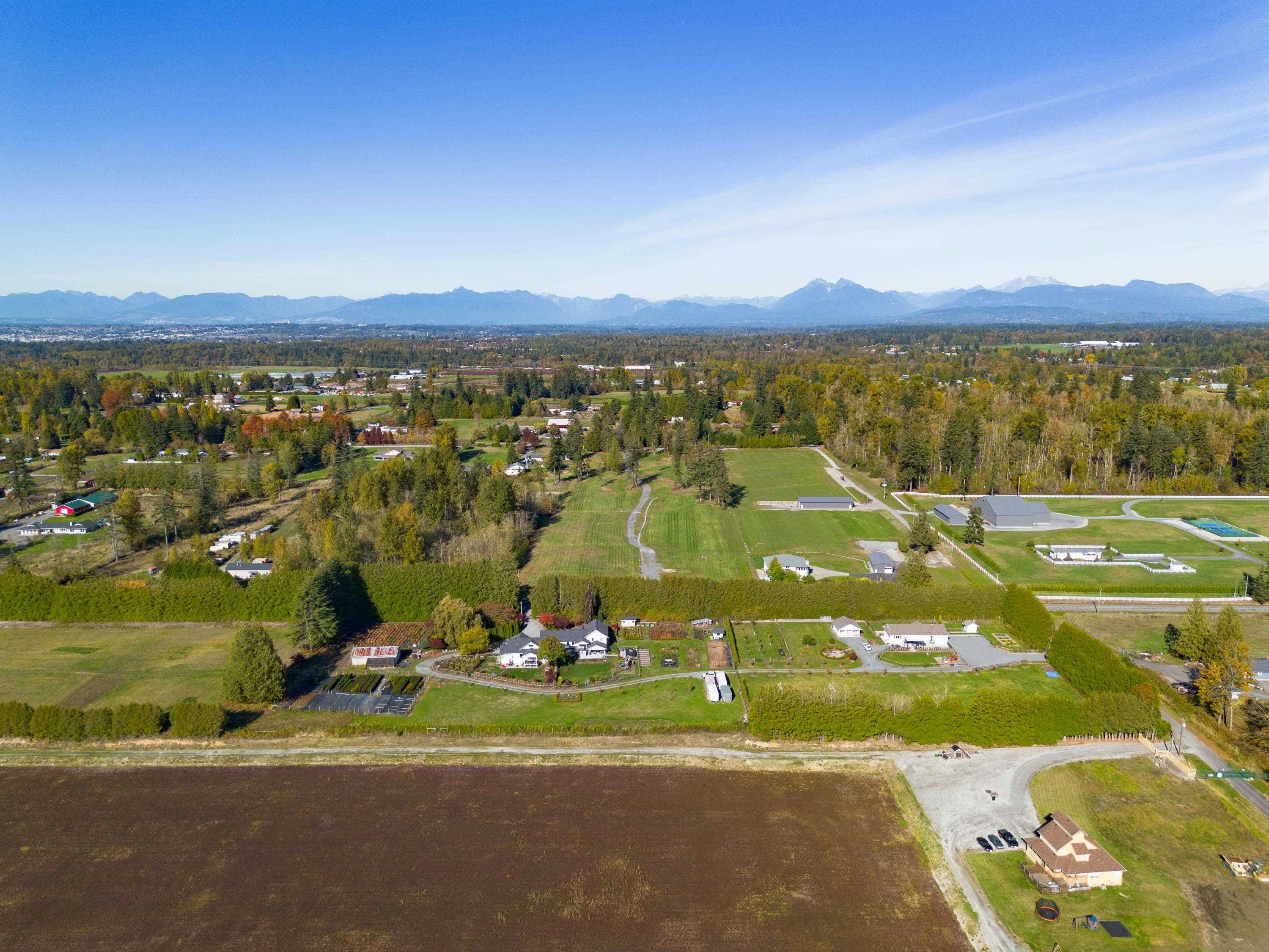 22714 26 Avenue - 5