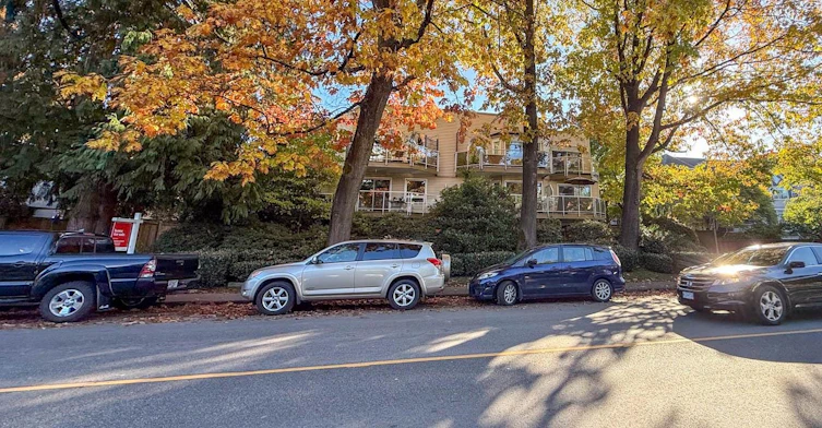304-827 W 16th, North Vancouver, BC, V7P 1R2 - 2