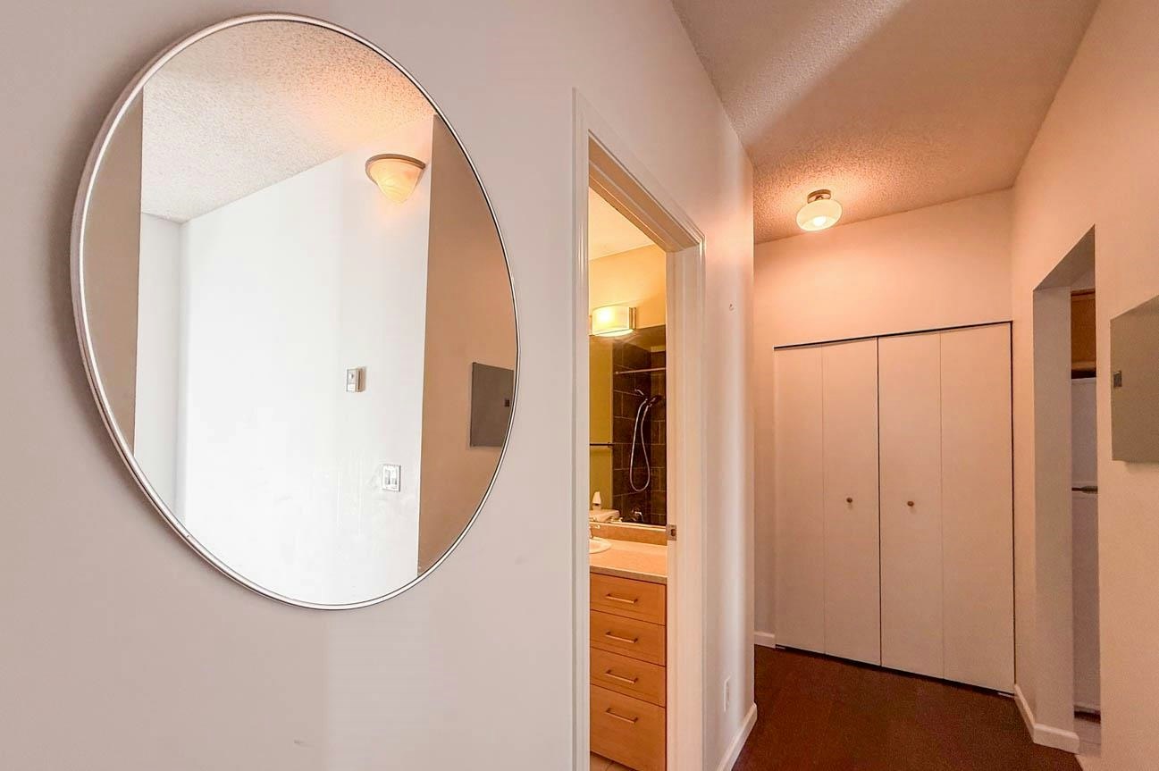 304-827 W 16th, North Vancouver, BC, V7P 1R2 - 19