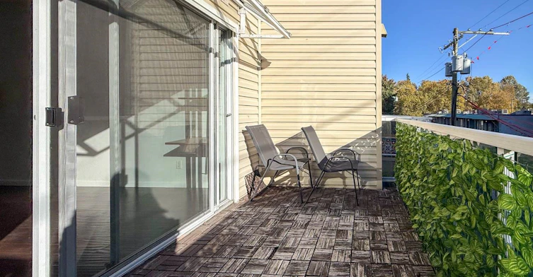 304-827 W 16th, North Vancouver, BC, V7P 1R2 - 14