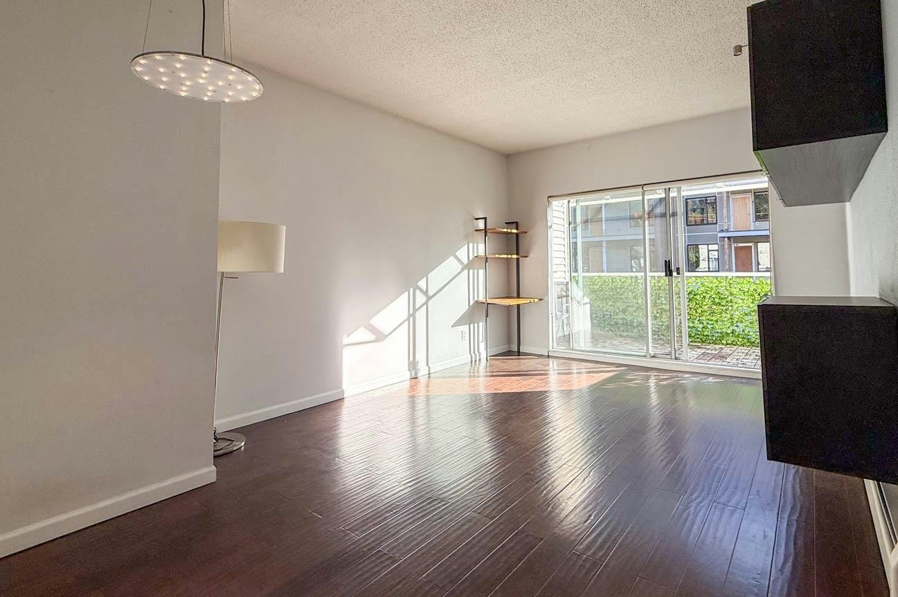 304-827 W 16th, North Vancouver, BC, V7P 1R2 - 9