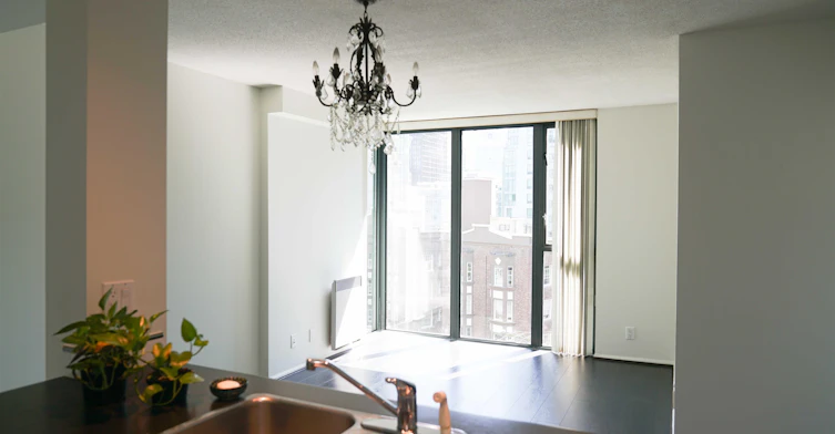 8xx-1331 W Georgia Street, Vancouver, BC, V6E 4P1 - 4