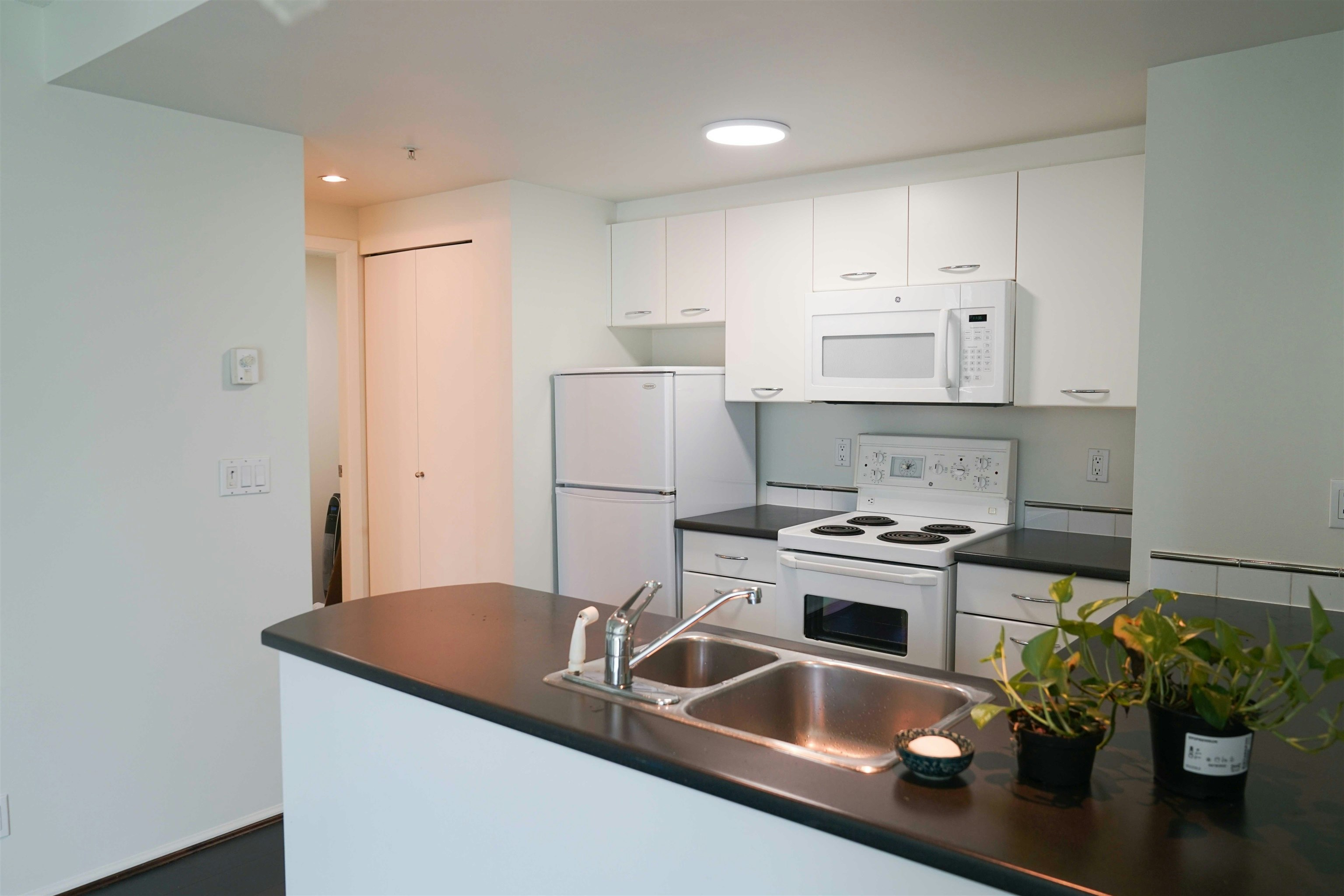 8xx-1331 W Georgia Street, Vancouver, BC, V6E 4P1 - 7