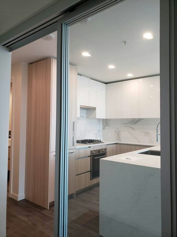 2602-5333 Goring Street, Burnaby, BC, V5B 0B6 - 12
