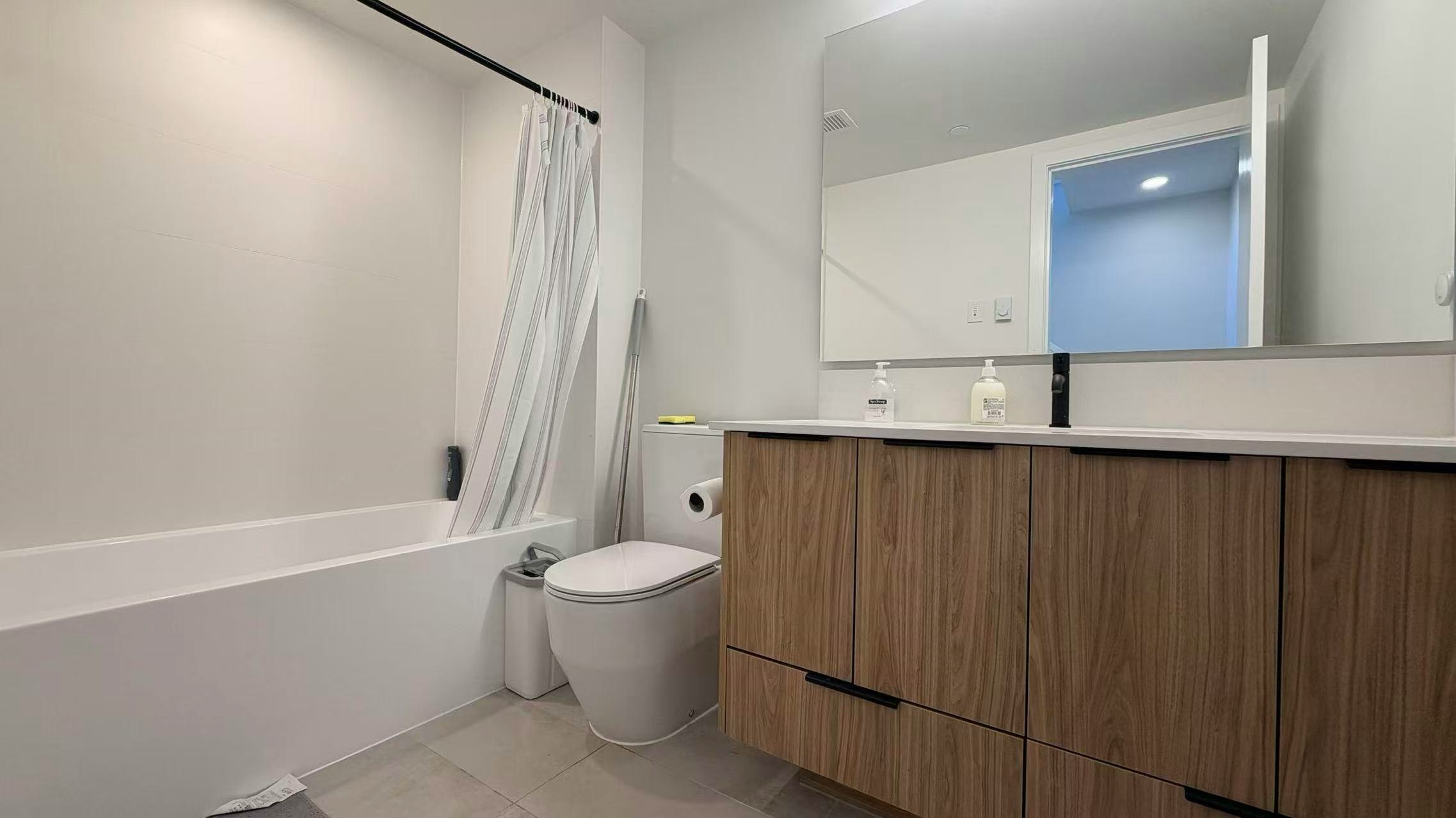 715 Ducklow Street, Coquitlam, BC, V3J 0P7 - 11