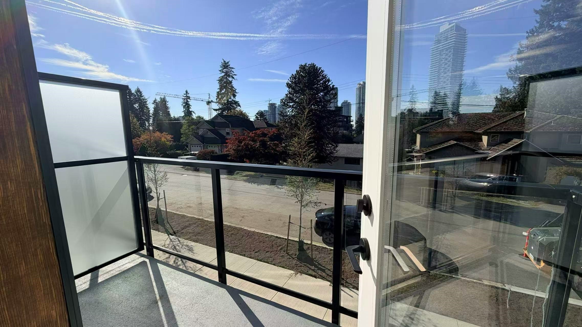 715 Ducklow Street, Coquitlam, BC, V3J 0P7 - 16