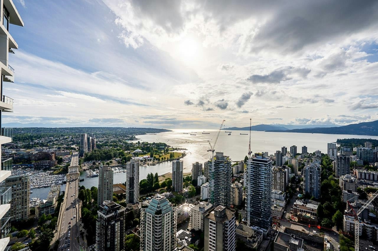 5302-1289 Hornby Street, Vancouver, BC, V6Z 0G7