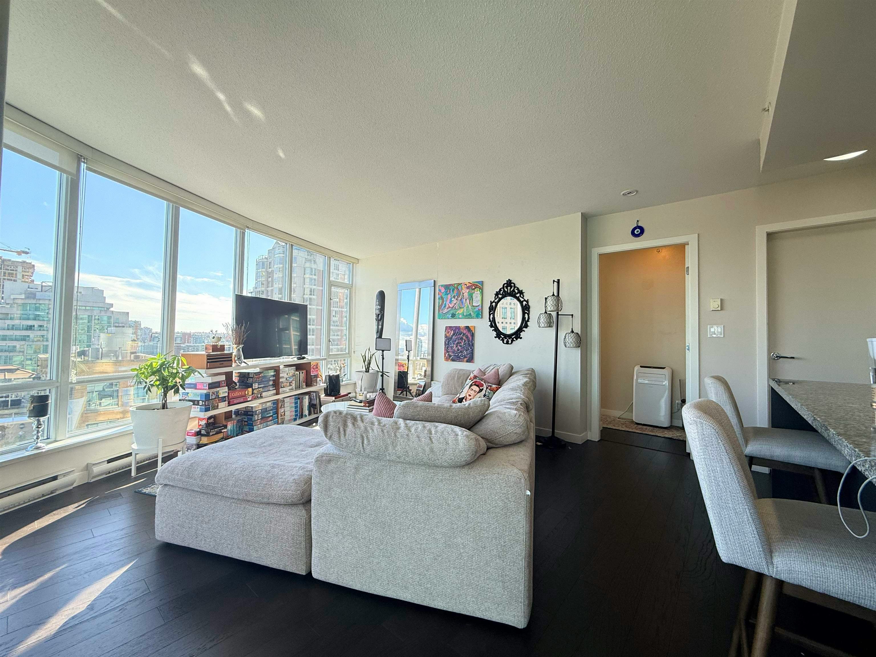 1803-833 Homer Street, Vancouver, BC, V6B 0H4 - 6