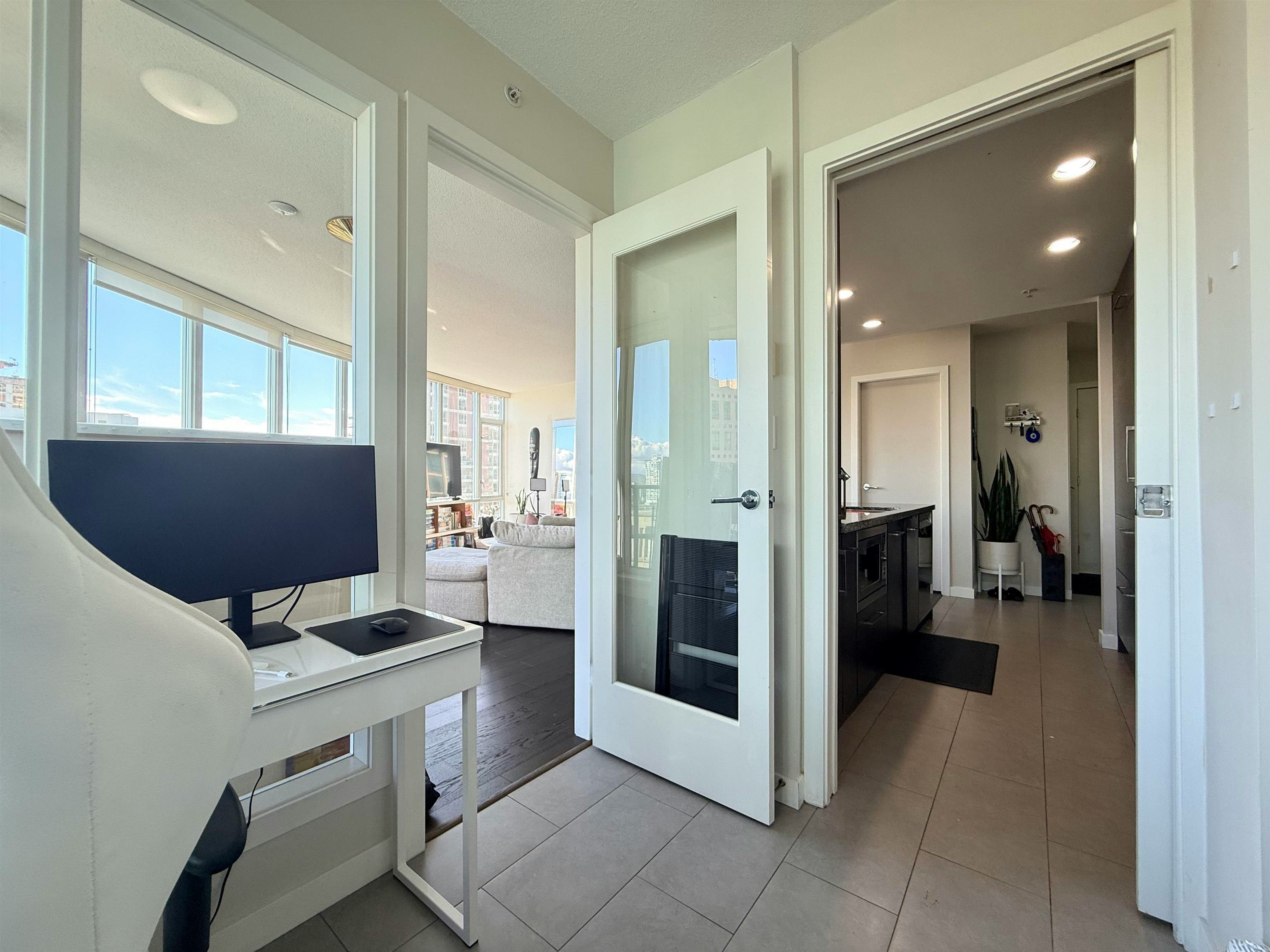 1803-833 Homer Street, Vancouver, BC, V6B 0H4 - 9