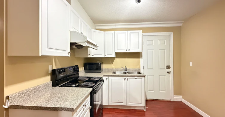 1BD-7730 Nelson Avenue, Burnaby, BC, V5J 4C9 - 2