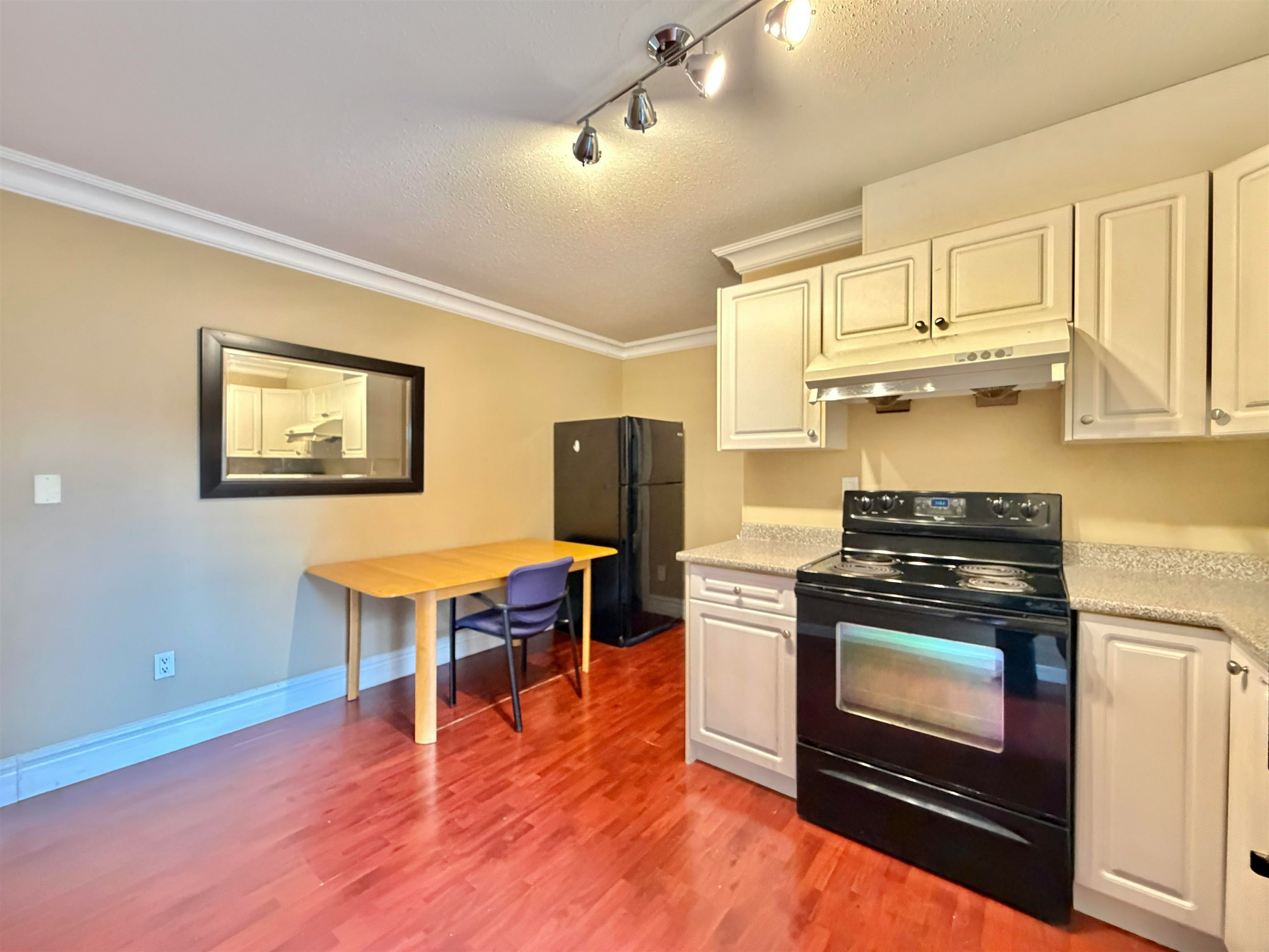 1BD-7730 Nelson Avenue, Burnaby, BC, V5J 4C9 - 3
