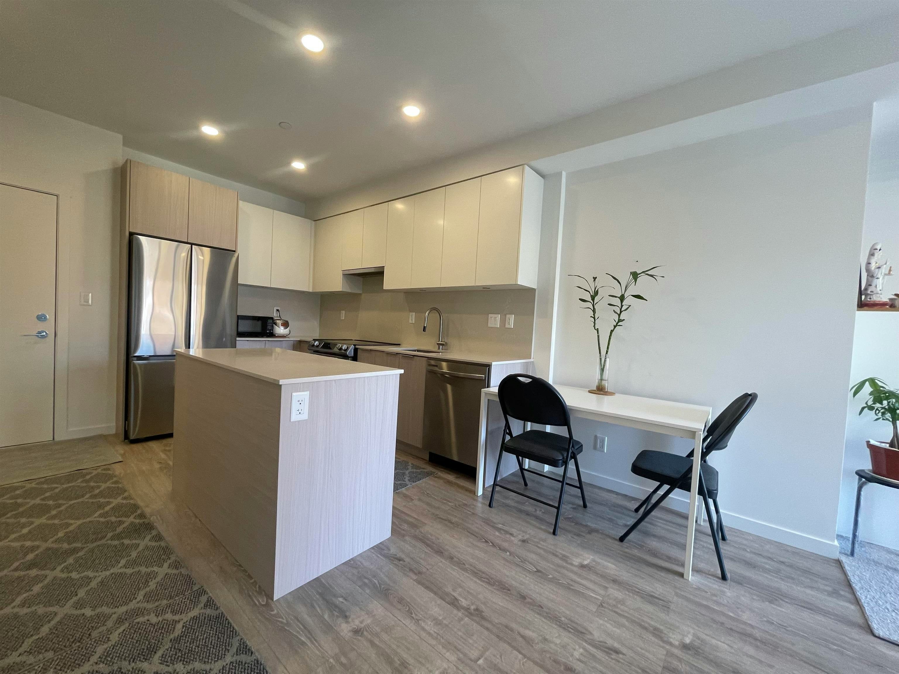 529-13968 Laurel Drive, Surrey, BC, V3T 1A8 - 24