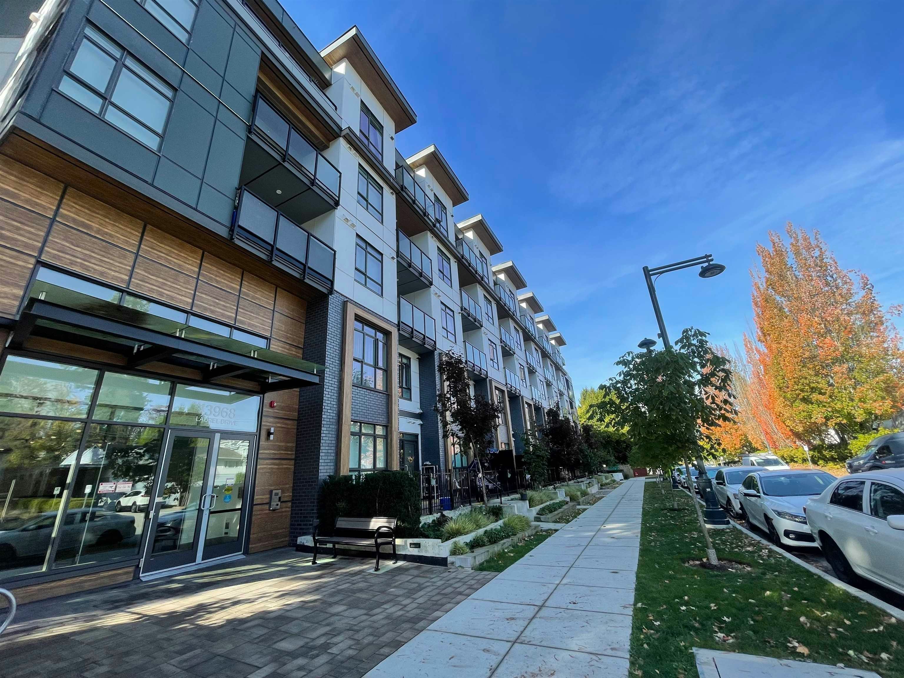 529-13968 Laurel Drive, Surrey, BC, V3T 1A8 - 12
