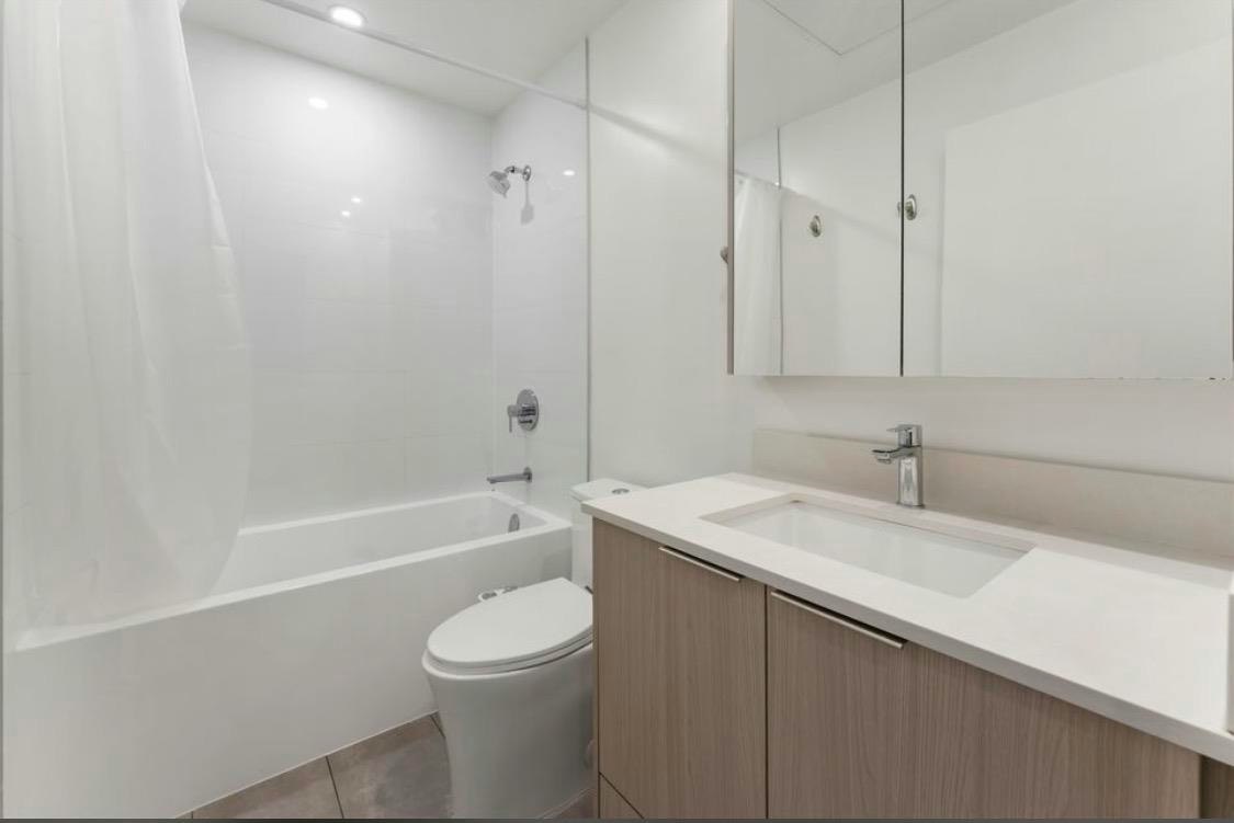 529-13968 Laurel Drive, Surrey, BC, V3T 1A8 - 8