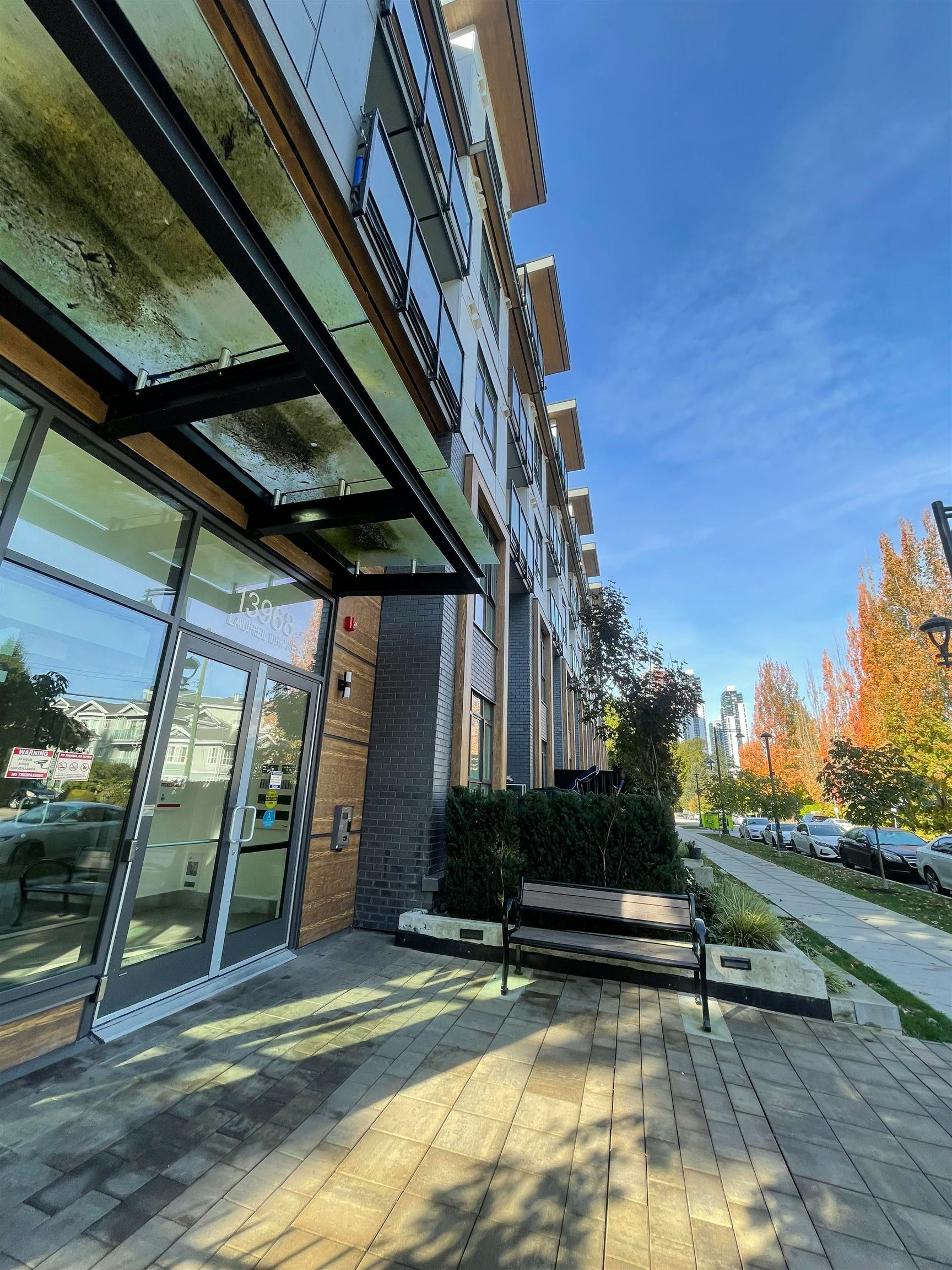 529-13968 Laurel Drive, Surrey, BC, V3T 1A8 - 13