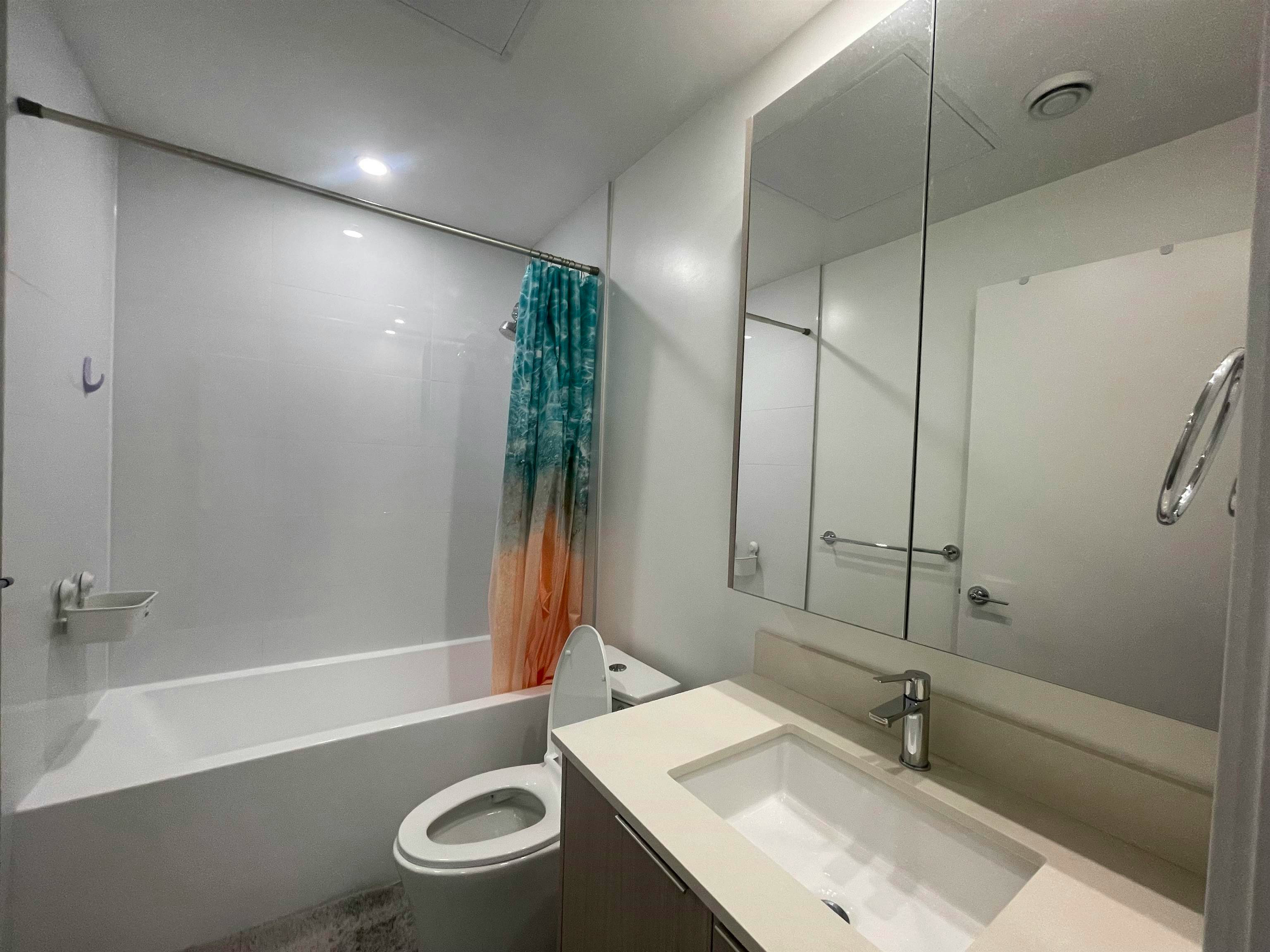 529-13968 Laurel Drive, Surrey, BC, V3T 1A8 - 23