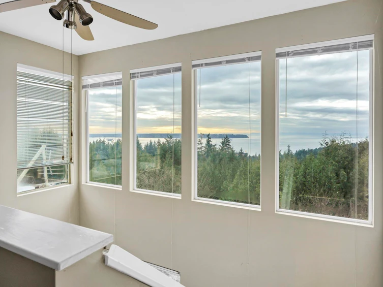 4582 Woodgreen Court, West Vancouver, BC, V7S 2V7 - 5