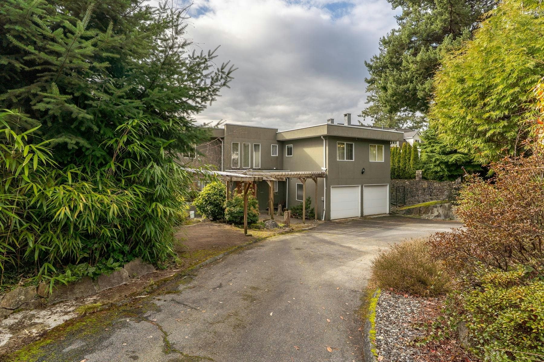 4582 Woodgreen Court, West Vancouver, BC, V7S 2V7 - 3