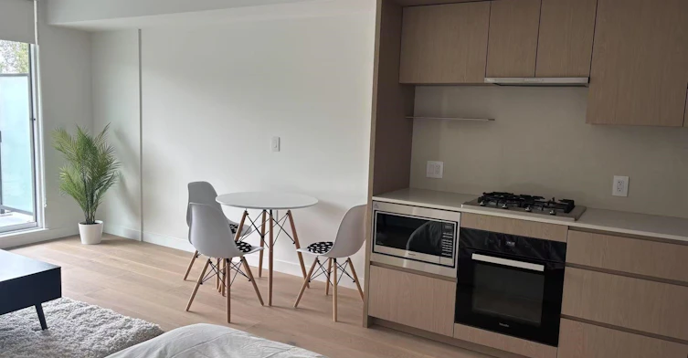 4xx-5212 Cambie Street, Vancouver, BC, V5Z 2Z7 - 2