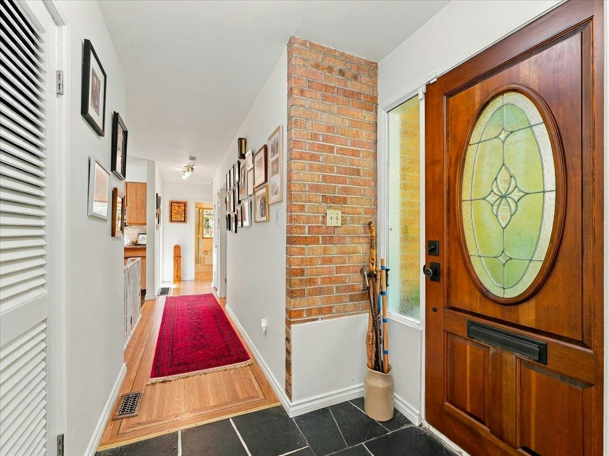 5340 Kew Road - 4