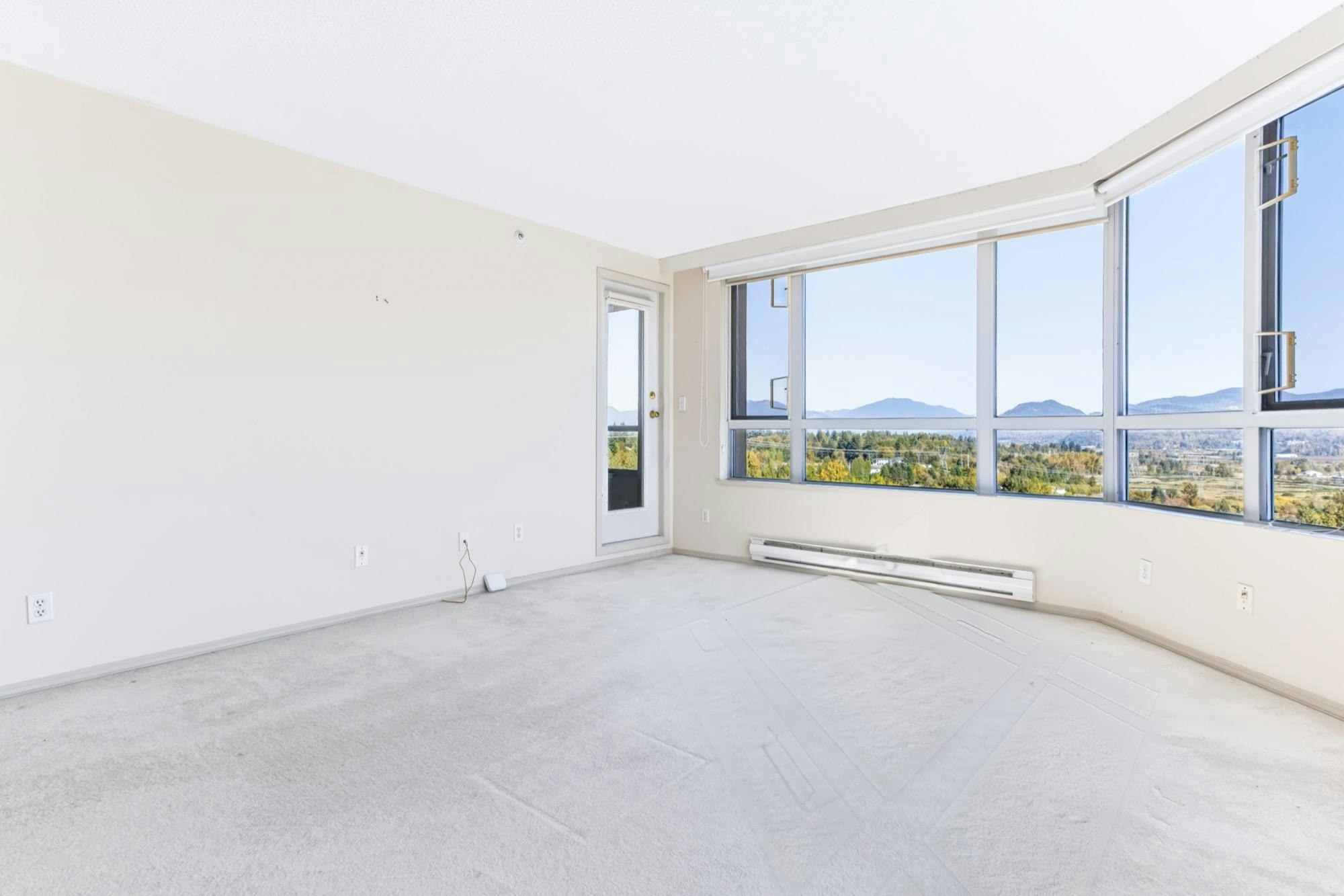 1201-3190 Gladwin Road - 4