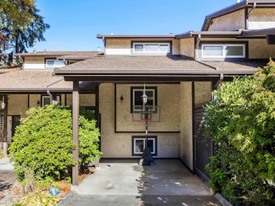 15-33361 Wren Crescent - 2