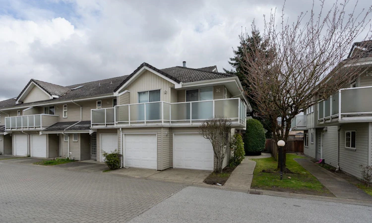 5-7091 Blundell Road