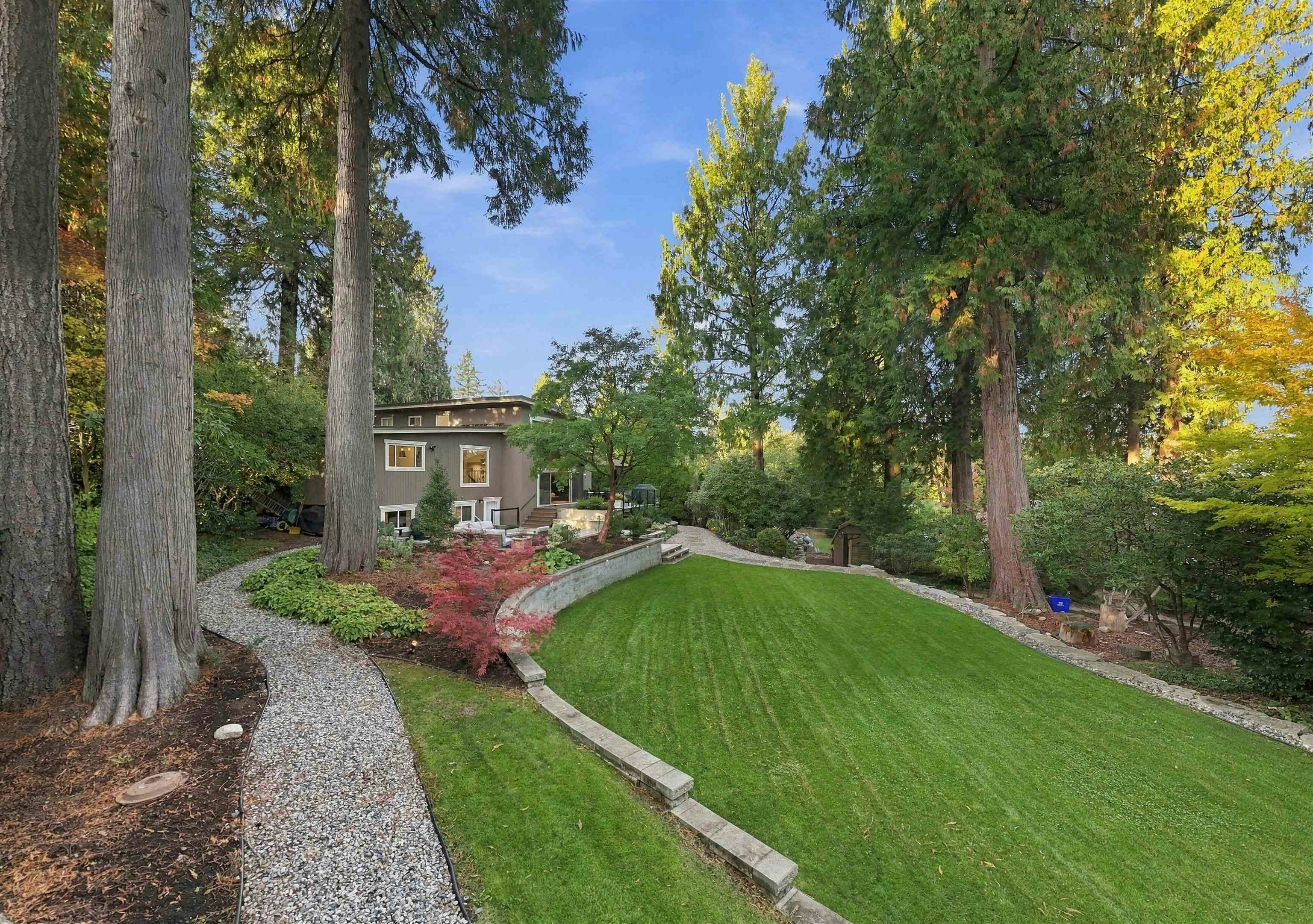 2957 Starlight Way, Coquitlam, BC, V3C 3P4