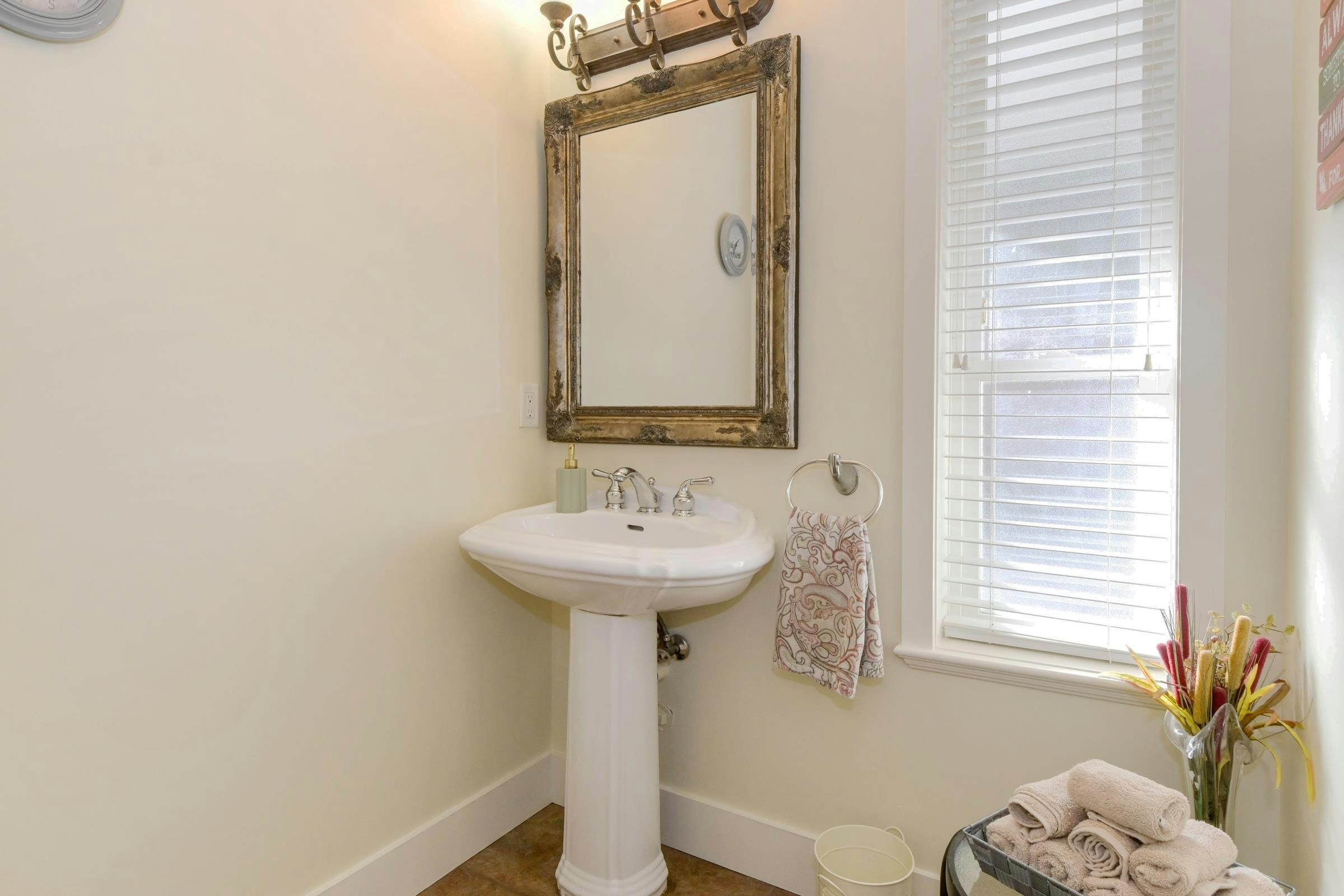 6122 164 Street, Surrey, BC, V3S 3V8 - 14